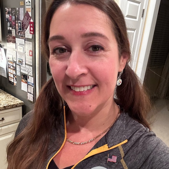 Meet your Posher, Jill - Picture 1 of 1